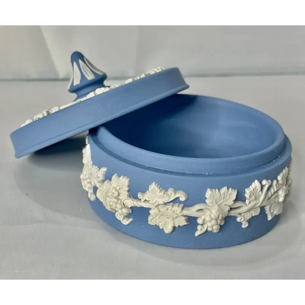 Wedgwood Blue Jasperware Round Acanthus Trinket Box Candy Dish